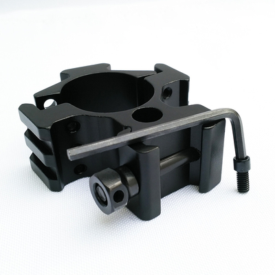 20-28mm Riflescopeの探求の規模の台紙のための30mmの規模の台紙リング三脚の立場